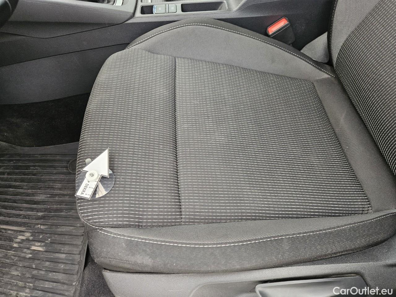  Skoda  Octavia 2.0 TDI 115CP Ambition Combi #45