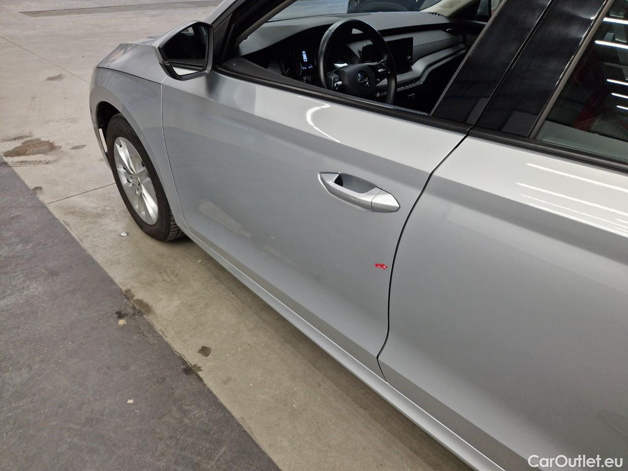  Skoda  Octavia 2.0 TDI 150CP Ambition Combi DSG #3