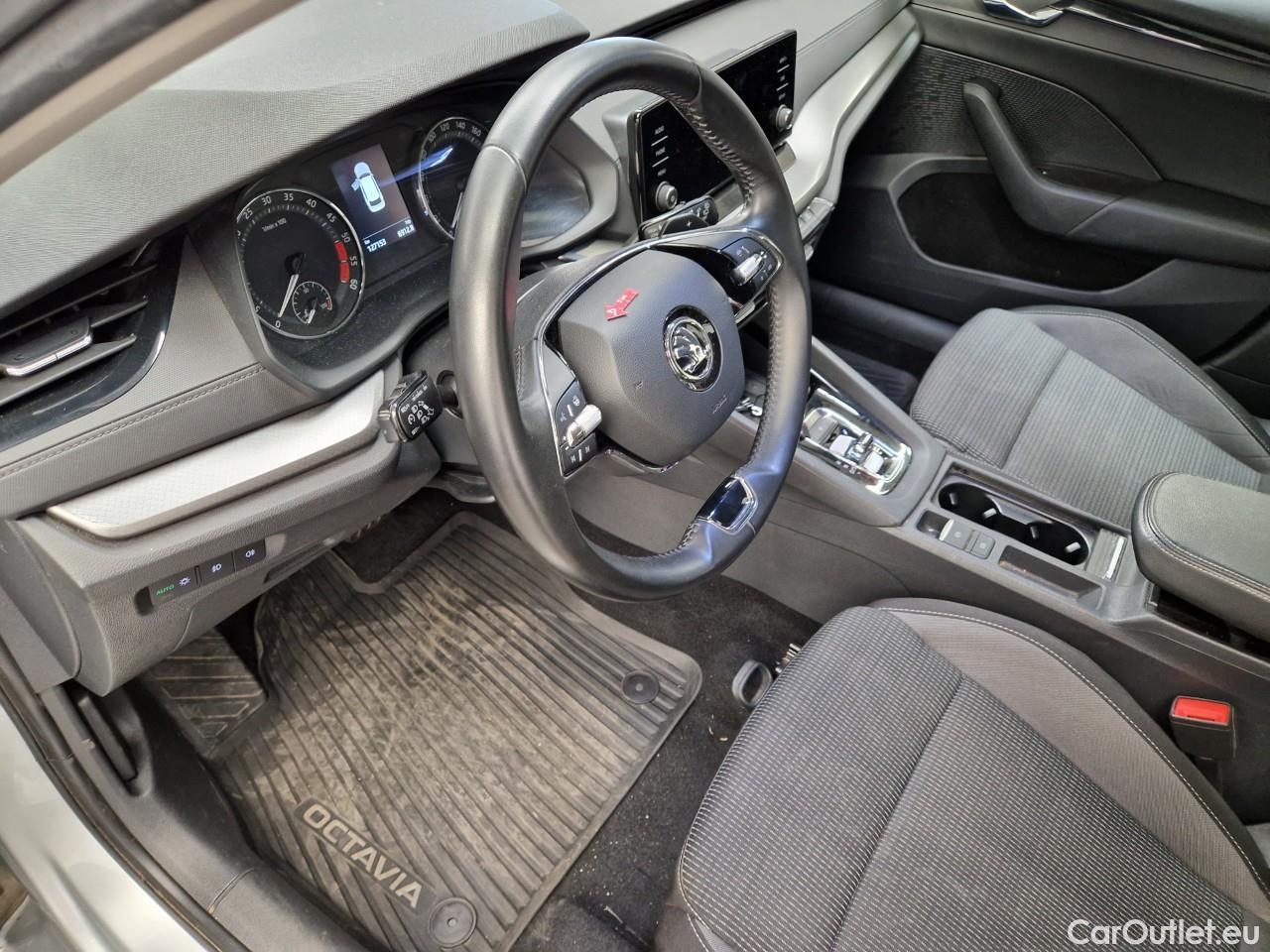  Skoda  Octavia 2.0 TDI 150CP Ambition Combi DSG #24