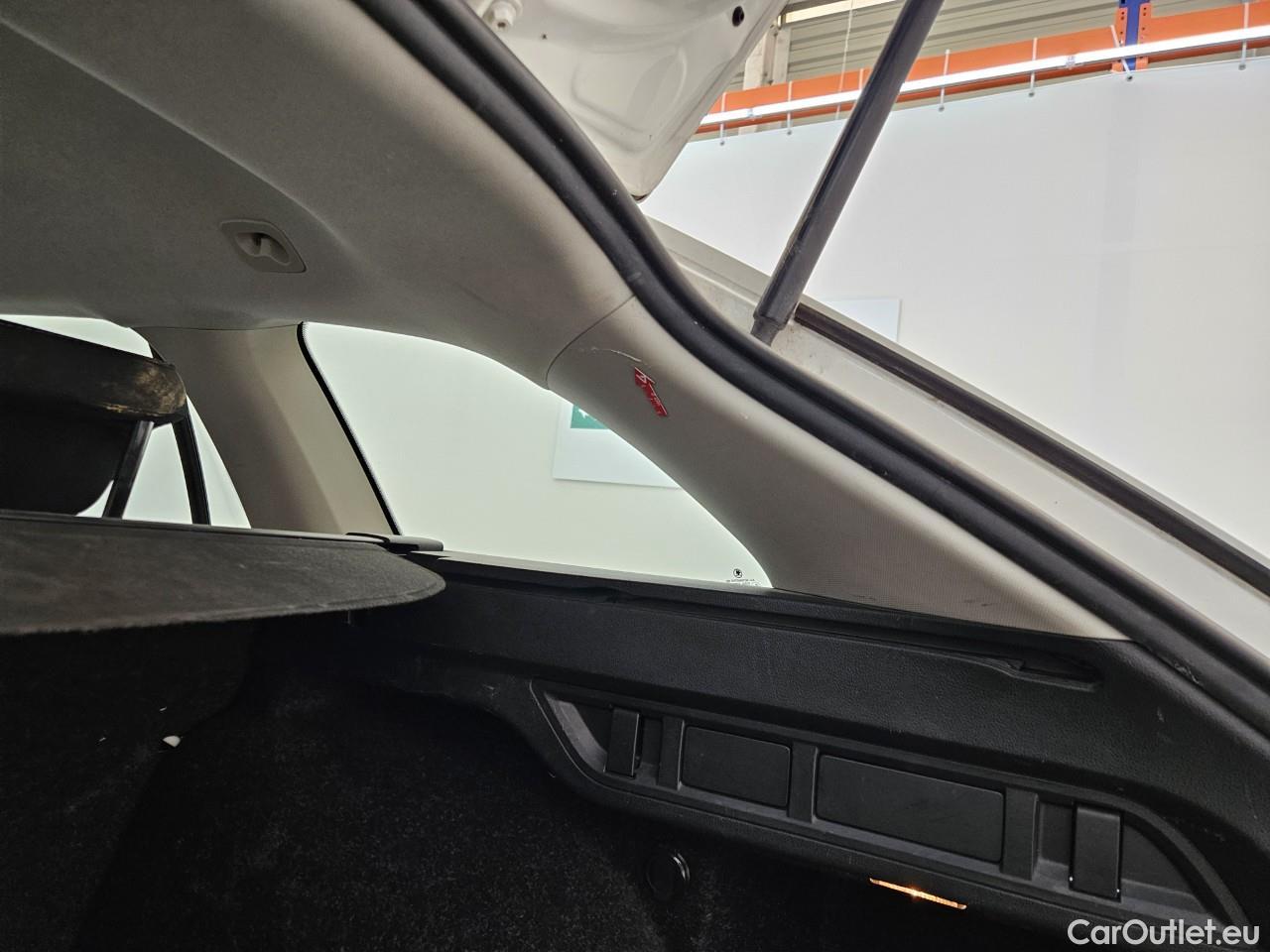  Skoda  Octavia 2.0 TDI 115CP Ambition Combi #69