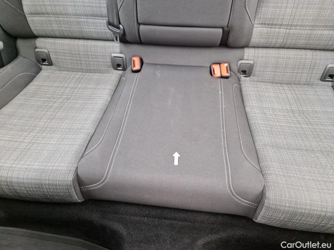  Volkswagen  Passat Comfortline 2.0 TDI DSG 150 CP #35