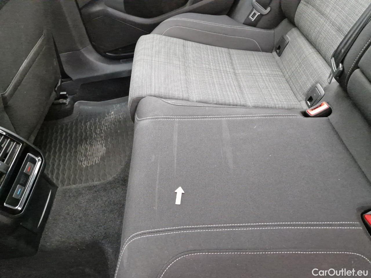  Volkswagen  Passat Comfortline 2.0 TDI DSG 150 CP #40