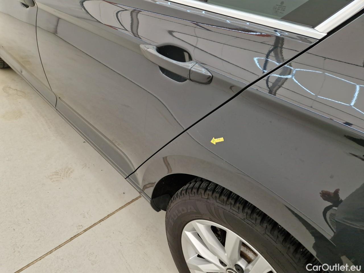  Volkswagen  Passat Comfortline 2.0 TDI DSG 150 CP #26