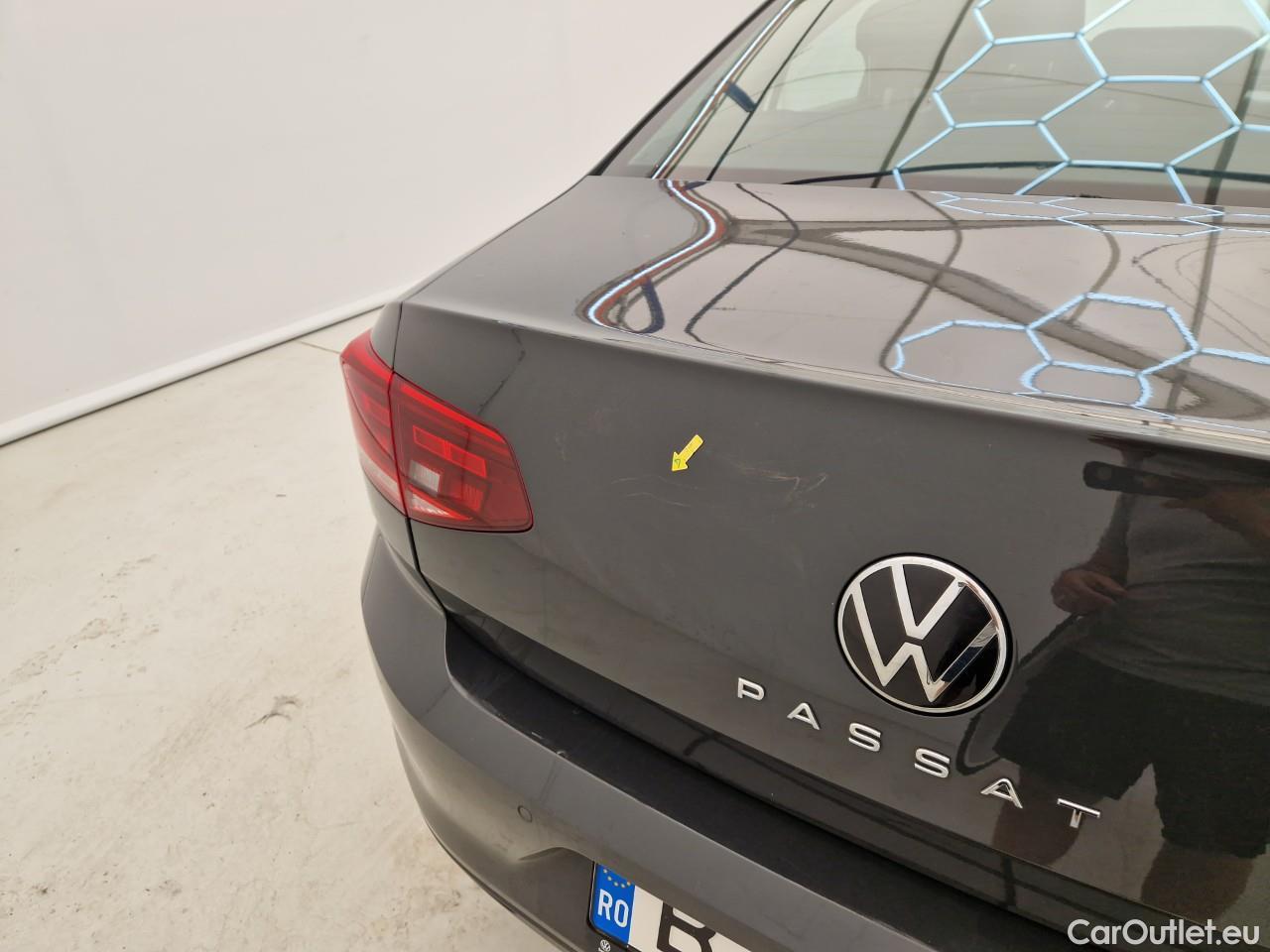  Volkswagen  Passat Comfortline 2.0 TDI DSG 150 CP #24