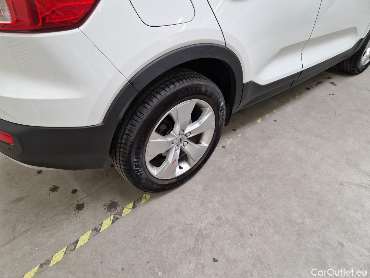  Volvo  XC 40 1.5 T3 163CP Momentum Pro AT #38