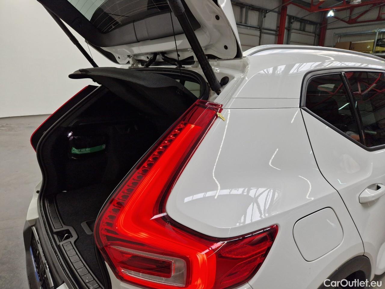  Volvo  XC 40 1.5 T3 163CP Momentum Pro AT #39