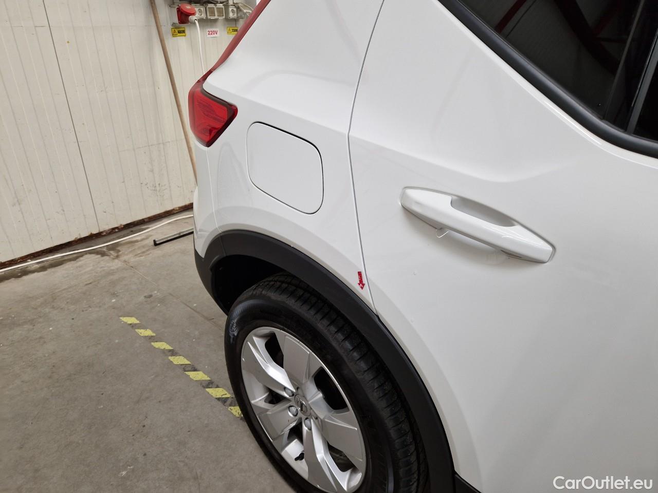 Volvo  XC 40 1.5 T3 163CP Momentum Pro AT #33