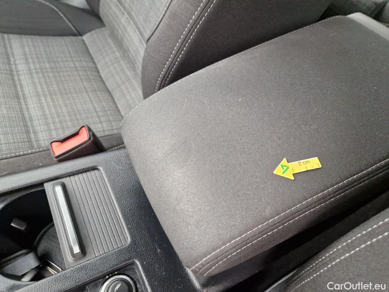  Volkswagen  Passat Comfortline 2.0 TDI DSG 150 CP #33