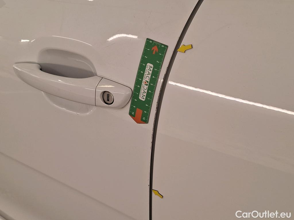  Citroen  C3  Société Feel Business R 1.5 BlueHDI 100CV BVM6 E6d #29