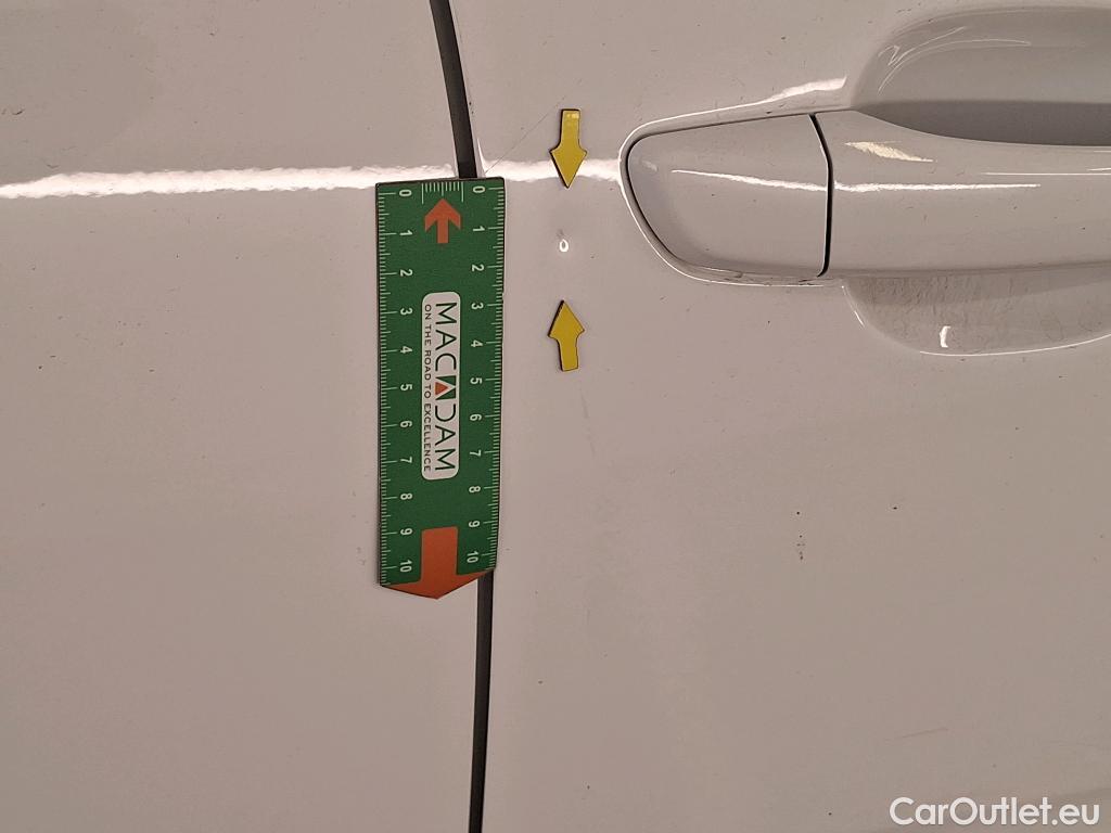  Citroen  C3  Société Feel Business R 1.5 BlueHDI 100CV BVM6 E6d #3