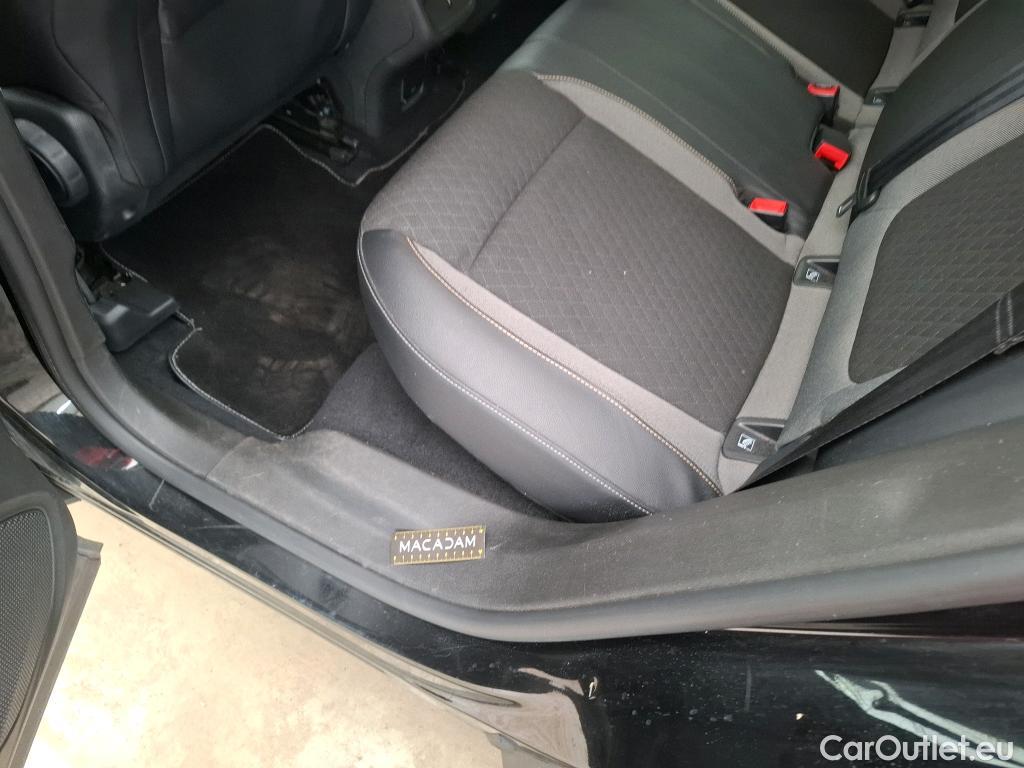  Opel   Grandland X Grandland X Elegance Business 1.5 130CV BVA8 E6d #9