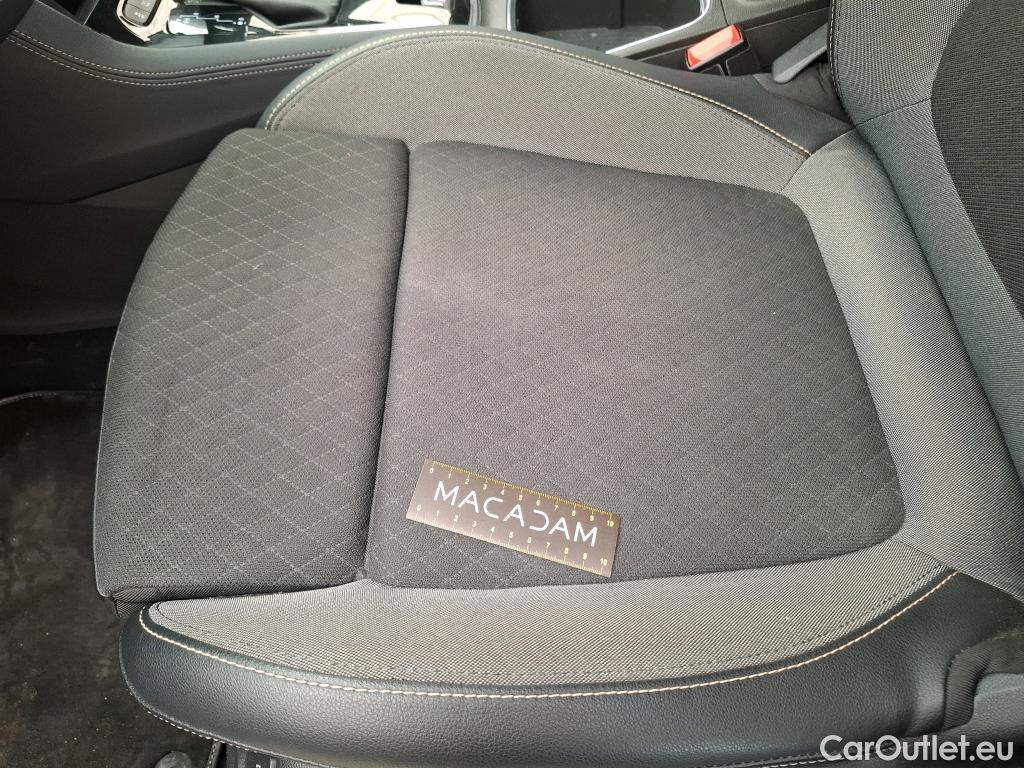  Opel   Grandland X Grandland X Elegance Business 1.5 130CV BVA8 E6d #15