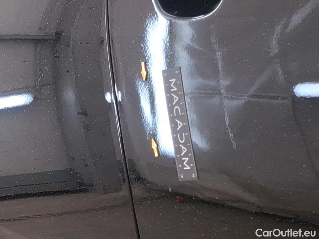  Opel   Grandland X Grandland X Elegance Business 1.5 130CV BVA8 E6d #6