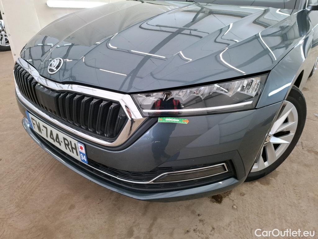  Skoda  Octavia  Break Style 2.0 TDI 150CV BVA7 E6dT #8