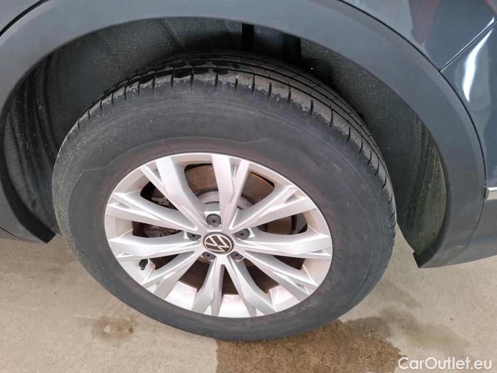  Volkswagen  Tiguan  Life eHybrid 1.4 TSI 245CV BVA6 E6d #9