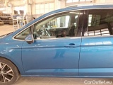  Volkswagen  Touran VOLKSWAGEN  / 2015 / 5P / MONOVOLUME 2.0 TDI SCR EXECUTIVE BMT DSG #96