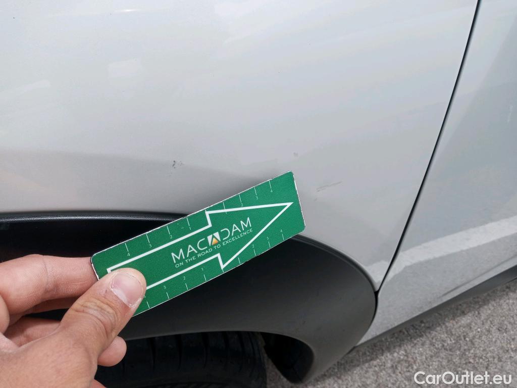  Citroen  C4 Cactus  Shine 1.2 PureTech 80CV MT5 E6 #21
