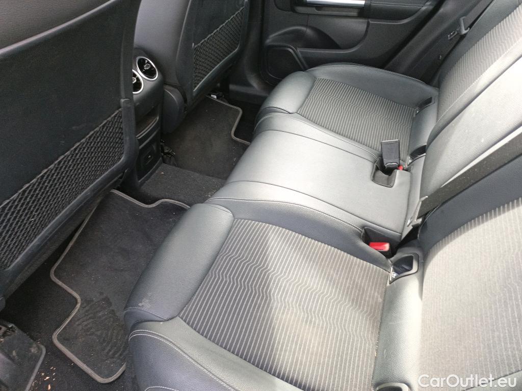  Land Rover  Discovery MERCEDES-BENZ GLA / 2020 / 5P / todoterreno GLA 250 e #16
