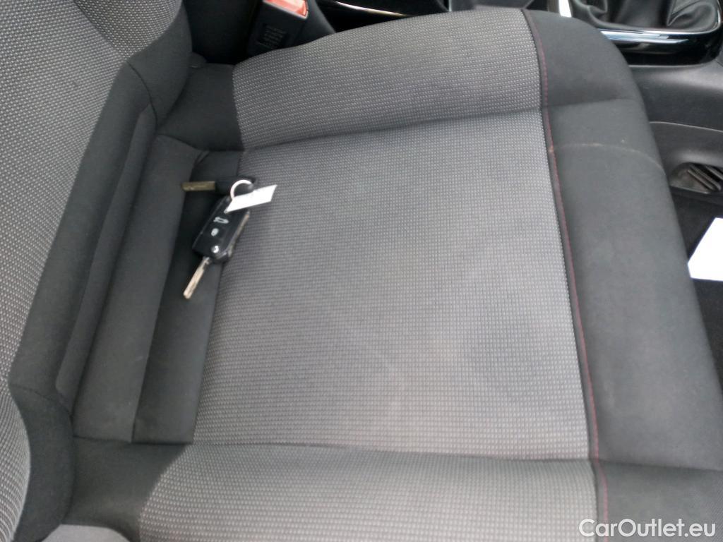  Citroen  C4 Cactus  Shine 1.2 PureTech 80CV MT5 E6 #7