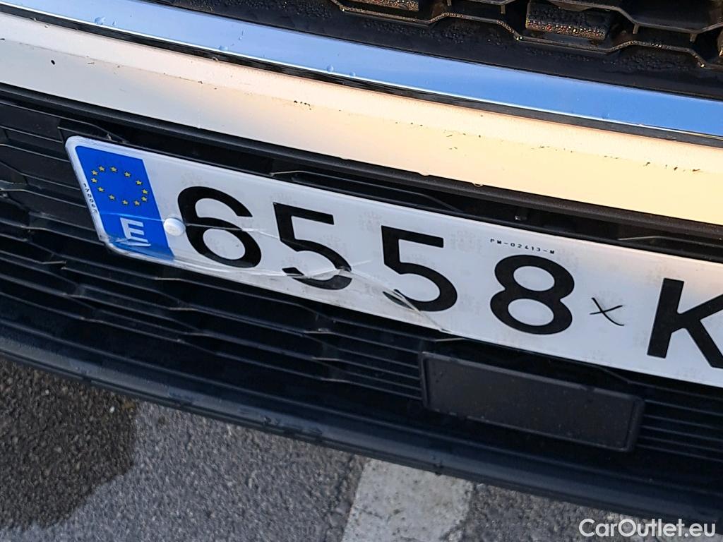  Seat  Arona  Style 1.0 TSI 95CV MT5 E6 #28