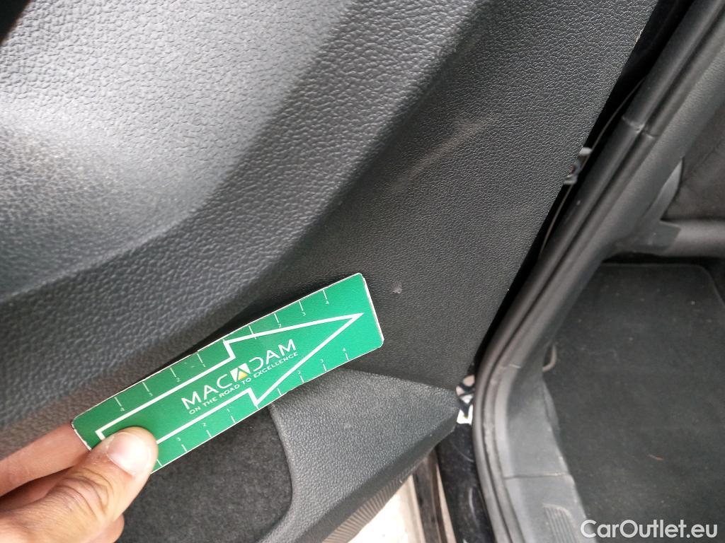  Volkswagen  Tiguan  Life 2.0 TDI 150CV AT7 E6d #14