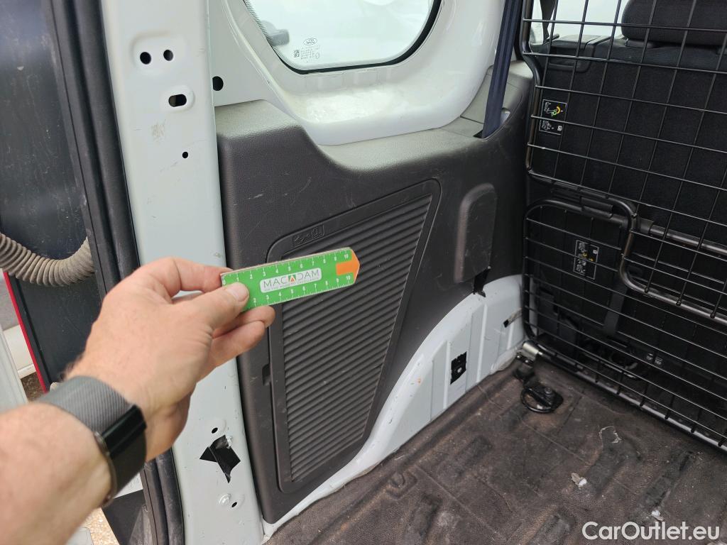  Ford  Transit Connect FORD  / 2013 / 5P / combi Kombi 1.5 TDCi 55kW Ambiente 220 L1 #30