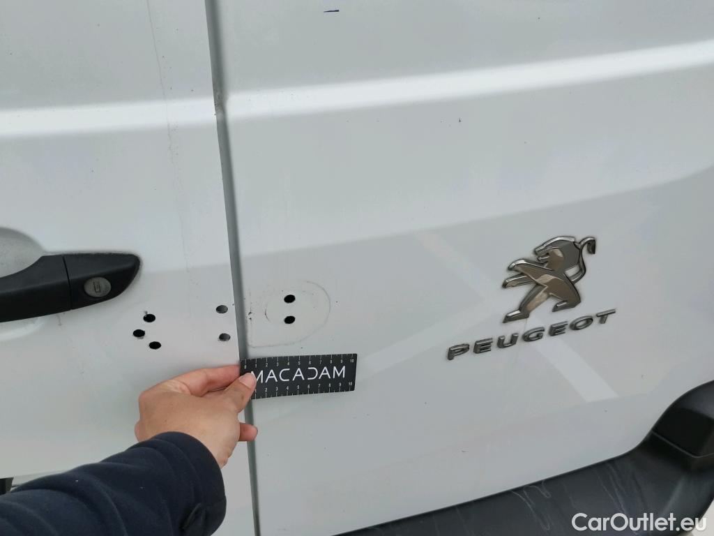  Peugeot  Partner PEUGEOT  / 2018 / 3P / furgón derivado de turismo Pro Standard 600kg BlueHDi 73kW (AC) #9