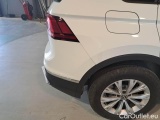  Volkswagen  Tiguan VOLKSWAGEN  / 2020 / 5P / SUV 1.5 TSI ACT 96KW LIFE #37