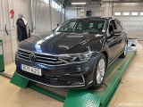  Volkswagen  Passat GTE SC Executive Business Dragpkt Värmare 