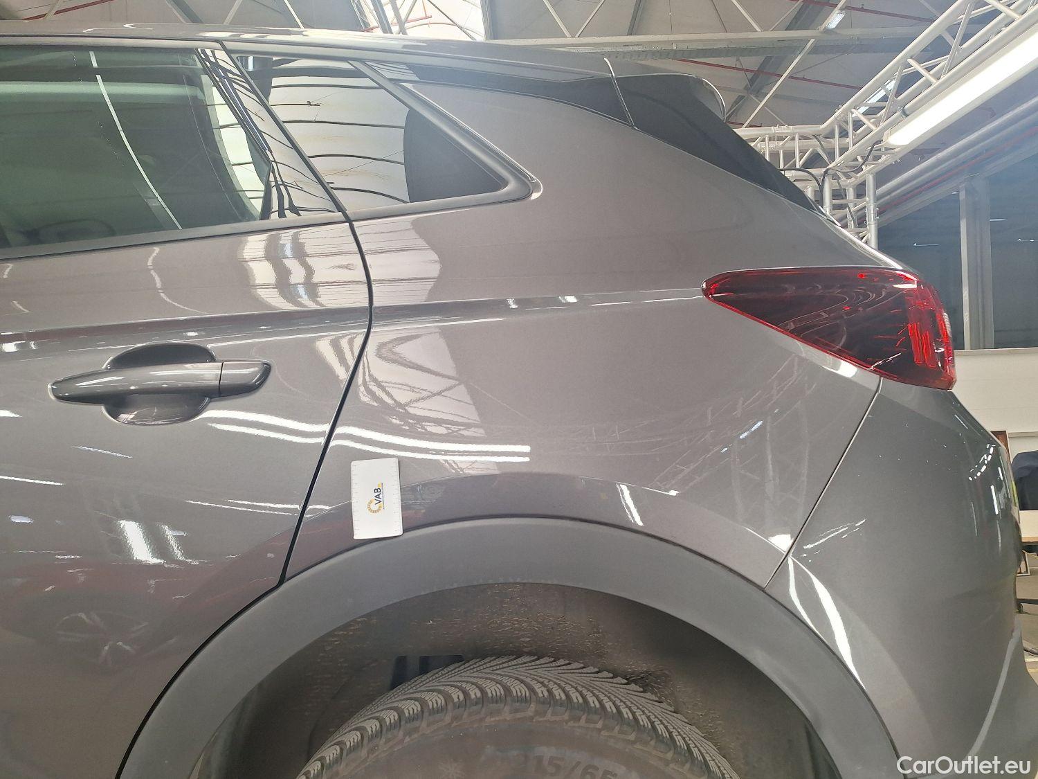  Opel   Grandland X Opel, '17, Opel 1.5 Turbo D D S/S AT8 Edition 5d #6