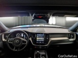  Volvo  XC60 VOLVO  / 2017 / 5P / SUV T8 TWIN ENGINE AWD GEARTR. R-DESIGN #3