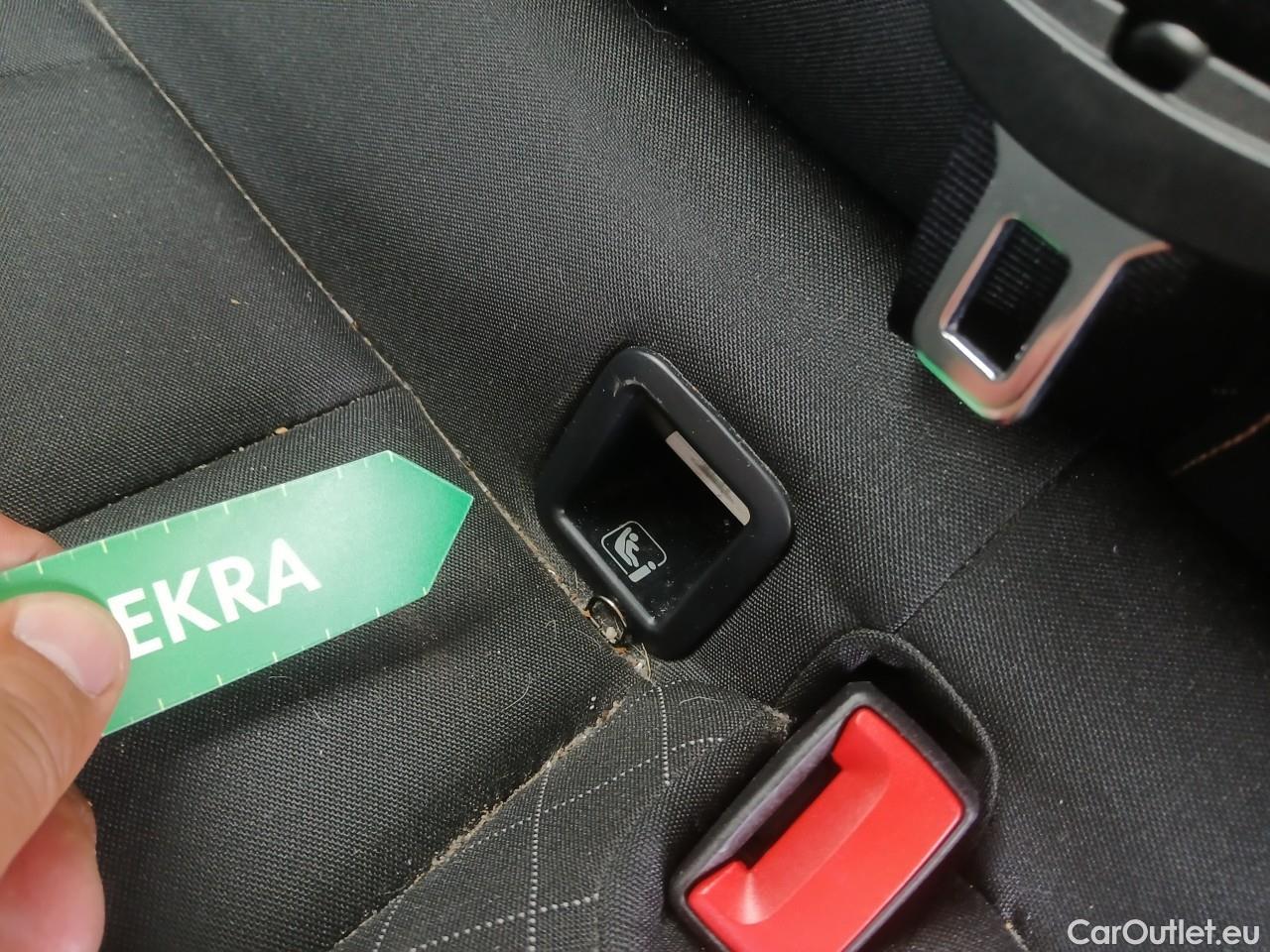  Skoda  KAMIQ SKODA  1.0 TSI 81kW (110CV) DSG Ambition #10