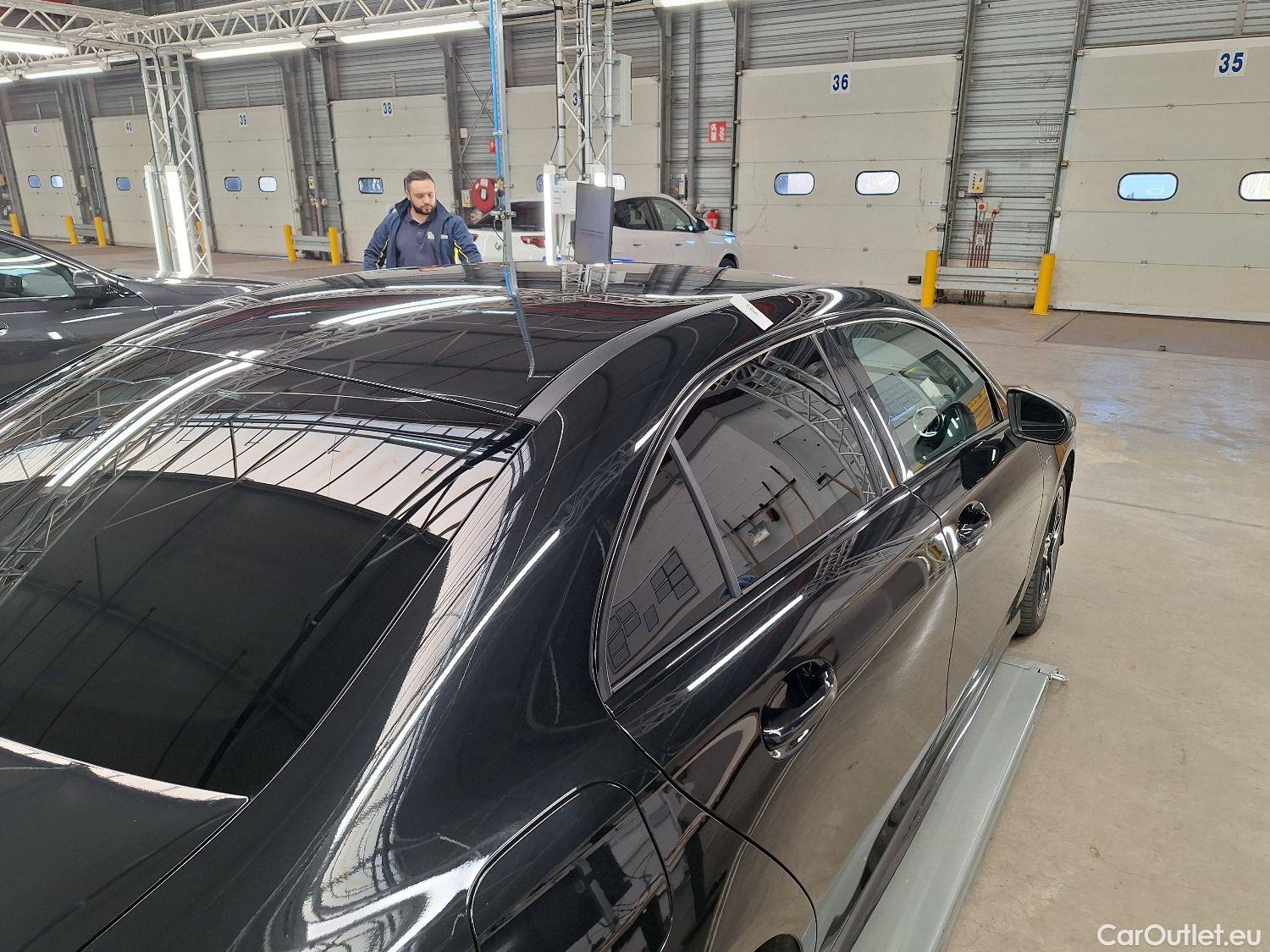  Mercedes  A-Klasse Mercedes, A-Class Berline '18, Mercedes-Benz  Limousine A 250e Business S #21