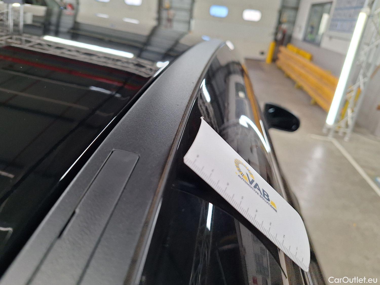  Mercedes  A-Klasse Mercedes, A-Class Berline '18, Mercedes-Benz  Limousine A 250e Business S #22