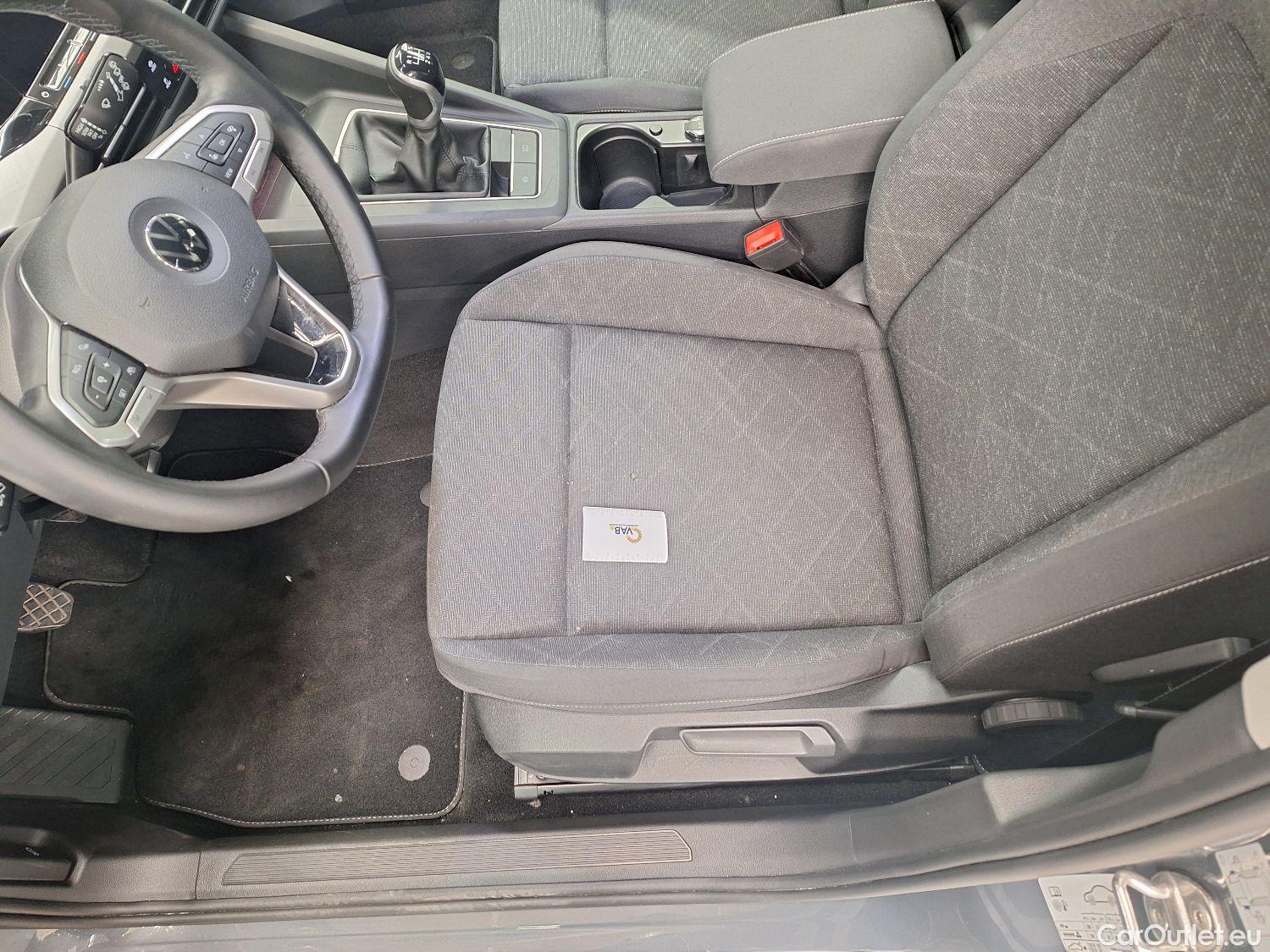  Volkswagen  Golf  VW, VIII '20, Volkswagen VIII 1.5 TSI 96kW Life 5d #2