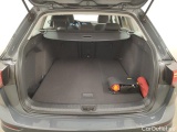  Volkswagen  Golf  Volkswagen Variant VIII 1.0 eTSI 81kW DSG Life Business 5d #14