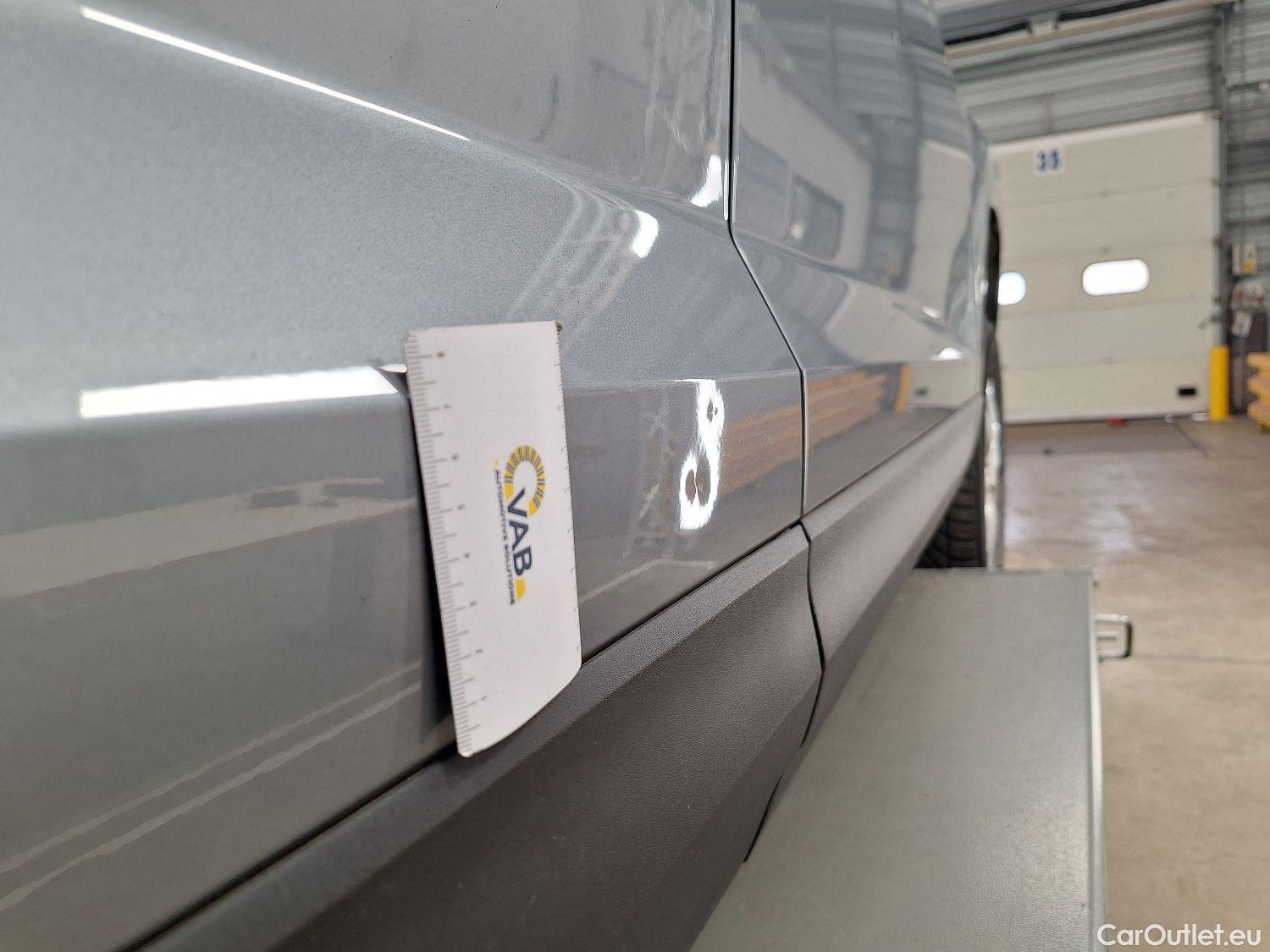  Skoda  Karoq Skoda,  '17, Skoda  1.6 CRTDI 85KW Ambition 5d #21