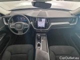  Volvo  XC60 VOLVO  / 2021 / 5P / SUV B4 D AWD AUTOMATICO MOMENTUM PRO #3