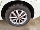  Volkswagen  Touran VOLKSWAGEN  / 2015 / 5P / MONOVOLUME 1.6 TDI SCR BUSINESS BMT DSG #92