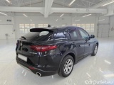  Alfa Romeo   STELVIO ALFA ROMEO / 2017 / 5P / SUV 2.2 TURBO DIESEL 190CV BUSINESS AT8 Q4 #2