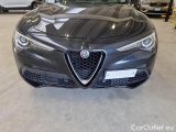  Alfa Romeo   STELVIO ALFA ROMEO / 2017 / 5P / SUV 2.2 TURBO DIESEL 190CV BUSINESS AT8 Q4 #43