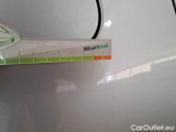  Volkswagen  Golf  VOLKSWAGEN / 2019 / 5P / BERLINA 2.0 TDI SCR LIFE DSG #59