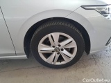  Volkswagen  Golf  VOLKSWAGEN / 2019 / 5P / BERLINA 2.0 TDI SCR LIFE DSG #96