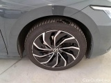  Volkswagen  Golf  VOLKSWAGEN / 2019 / 5P / BERLINA 2.0 TDI SCR LIFE DSG #17