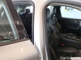  Volvo  XC60 VOLVO  / 2017 / 5P / SUV B4 D AWD AUTOMATICO BUSINESS #144
