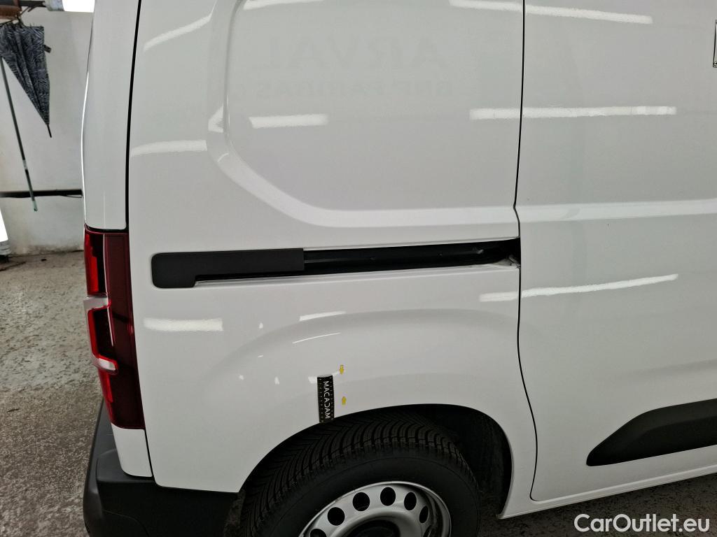  Citroen  Berlingo  Fourgon Driver M 1000 1.2 PureTech 110CV BVM6 E6d #16