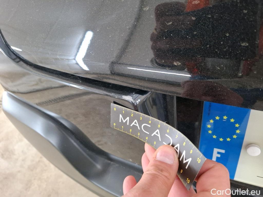  Citroen  C3  Société Feel 1.2 PureTech 80CV BVM5 E6d #10