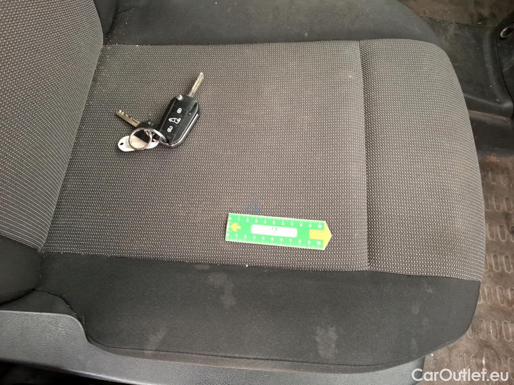  Citroen  Berlingo  Fourgon Club M 650 1.5 BlueHDi 130CV BVA8 E6dT #29
