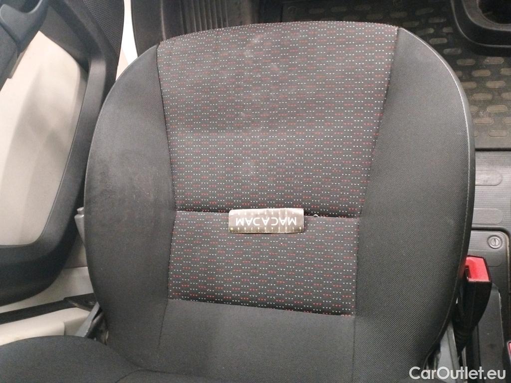  Citroen  Jumper CITROEN  VU 4p Fourgon 30 L2H2 BlueHDi 130 BVM6 Business #17