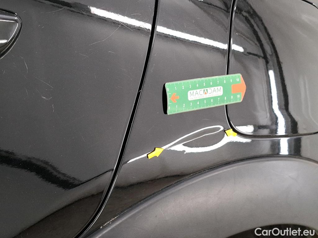  Citroen  C3 CITROEN  / 2016 / 5P / Berline BlueHDi 100 S&S BVM Feel Business #2